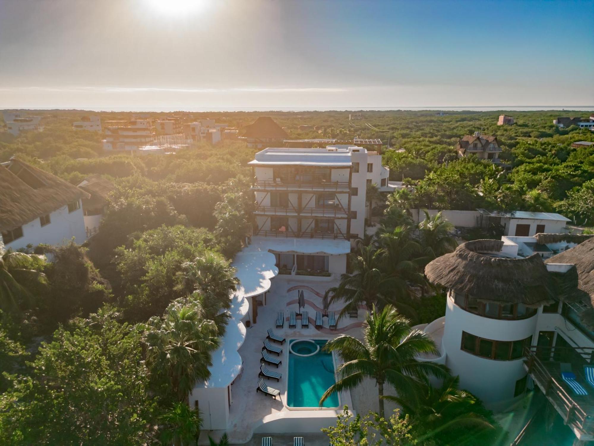 Beach Front Hotel Boutique Dk House Isla Holbox Bagian luar foto