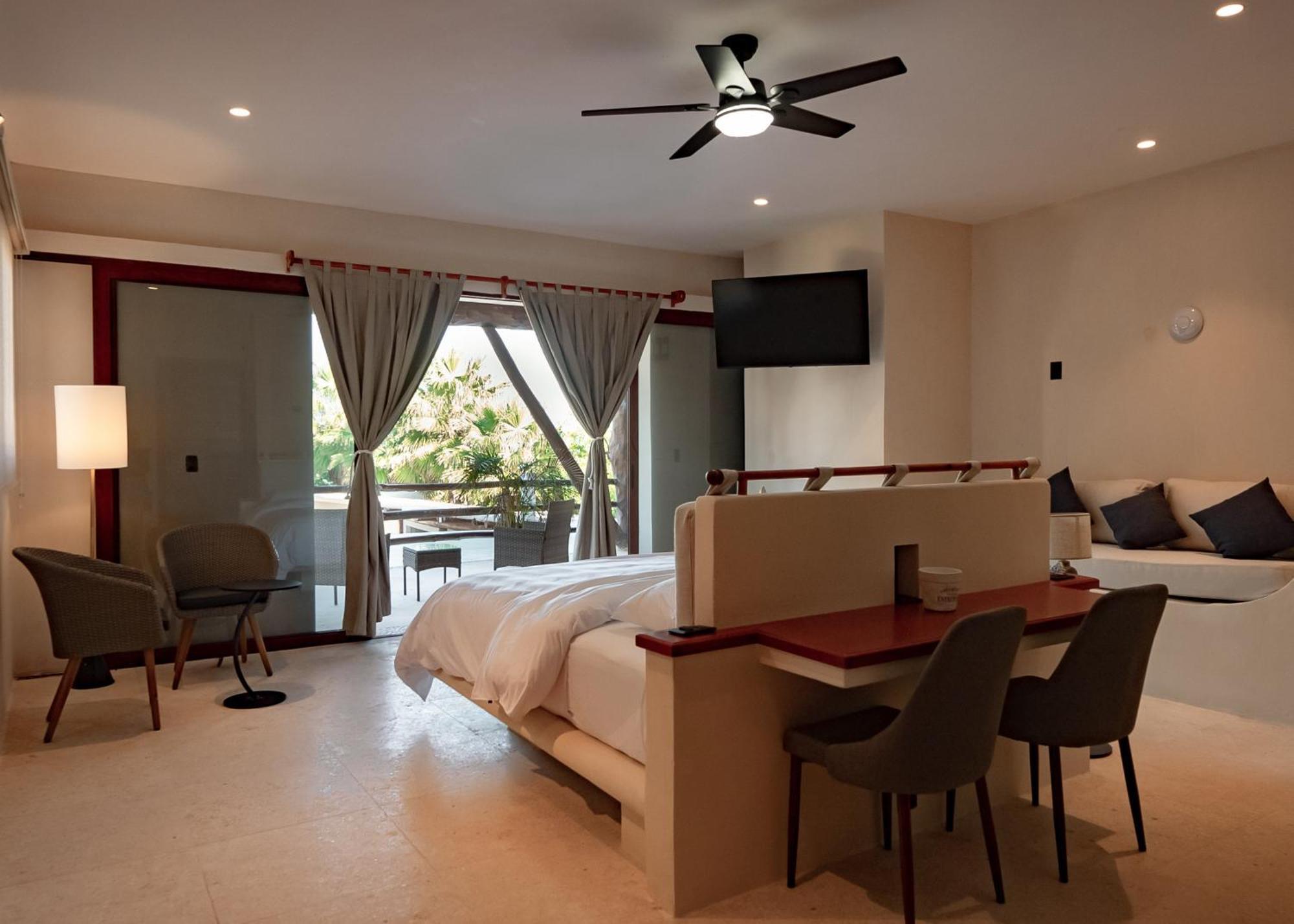 Beach Front Hotel Boutique Dk House Isla Holbox Bagian luar foto